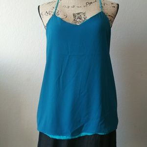 WOMEN'S BLUE SLEEVESLESS TOP